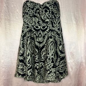 Speechless mid length black/gold dress